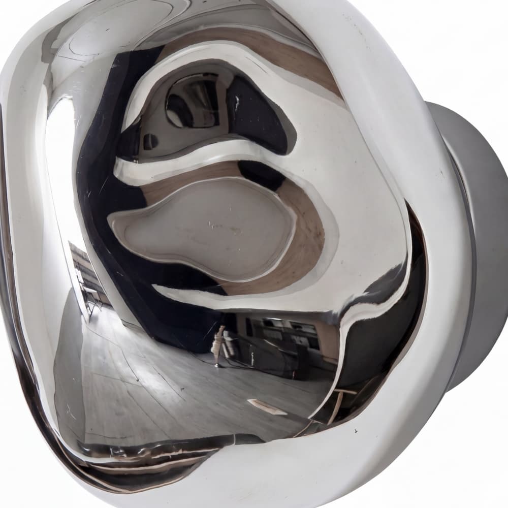 Mirror finish wall lamp detail