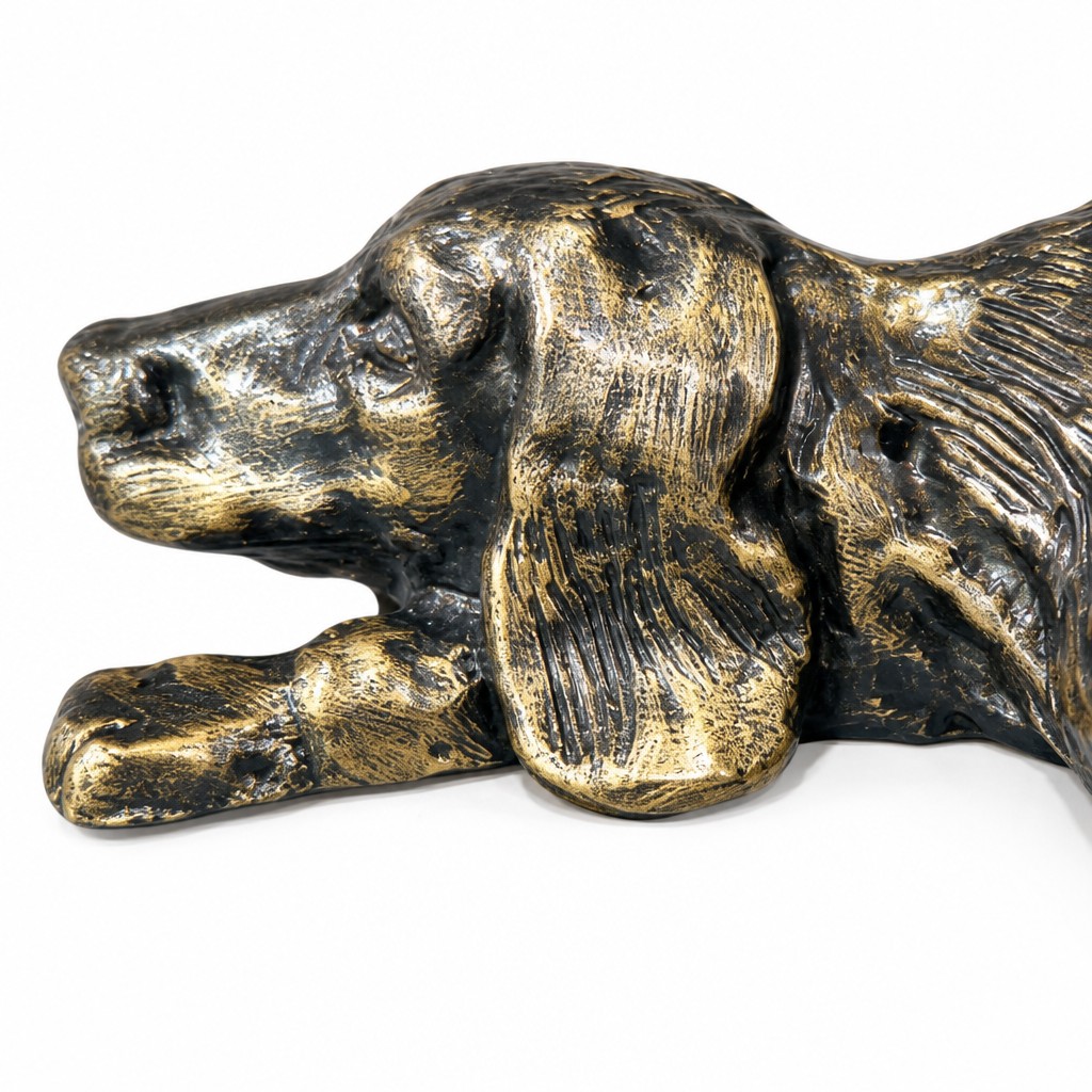 Detailed lazy dog sculpture finish