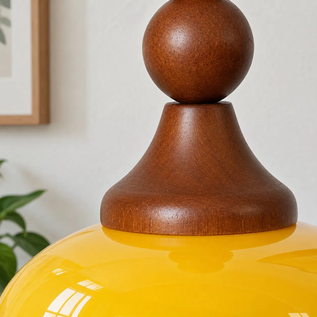 Wooden accent detail